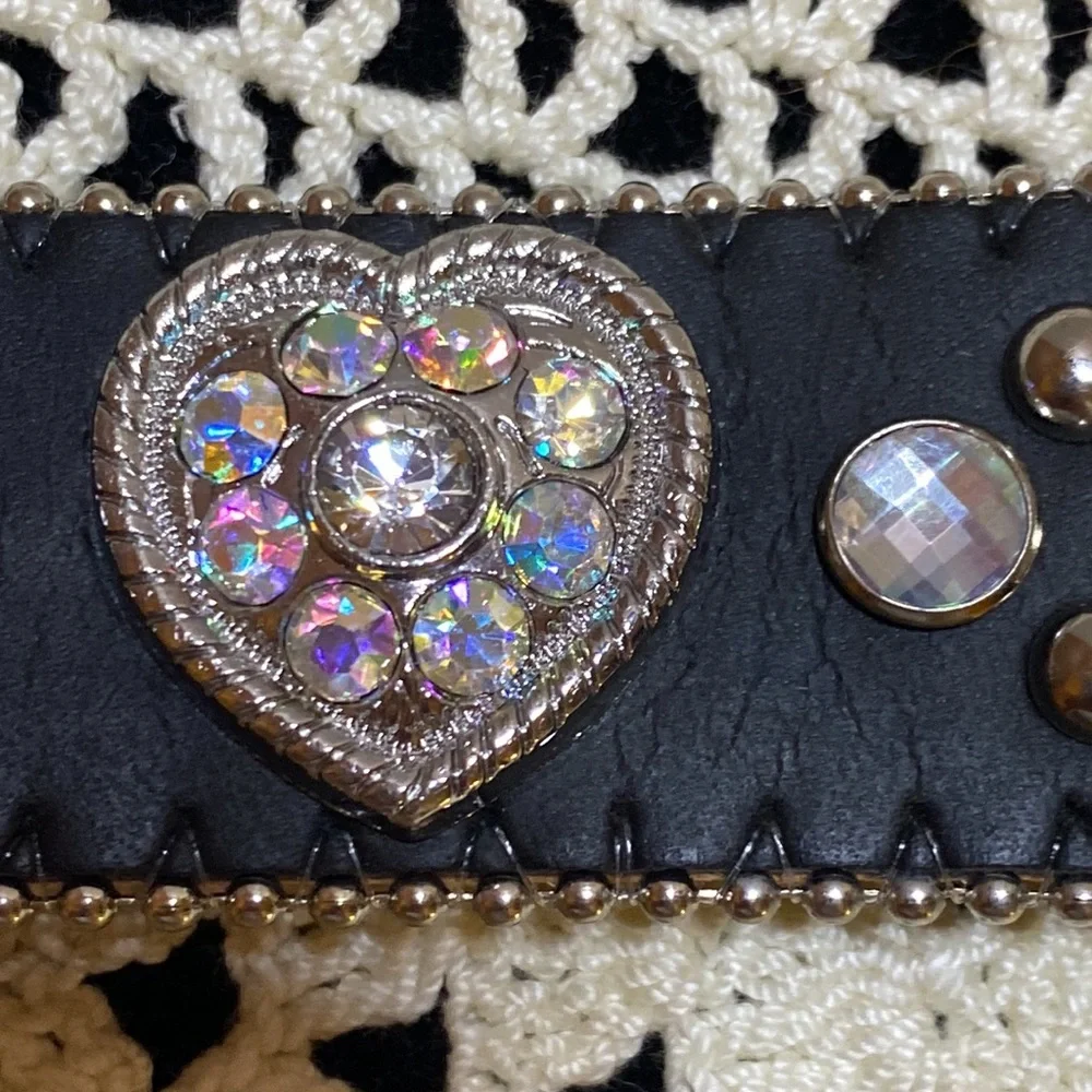 Nocona silvery western black belt with gems and hearts bling